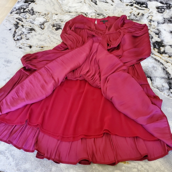 SOLD!!! Banana Republic dress - Picture 9 of 14